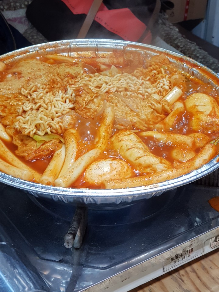 뚱이네떡볶이 이미지
