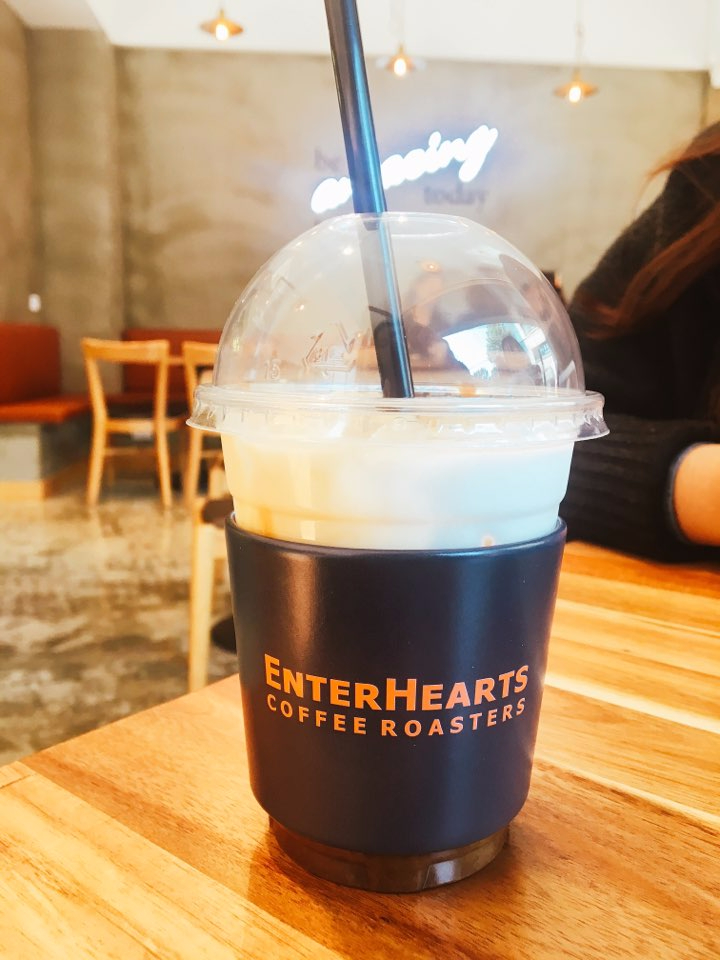 엔터하츠 이미지