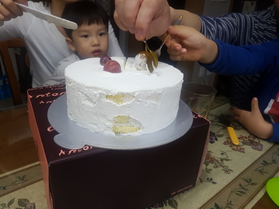 앙토낭카렘과자점 이미지