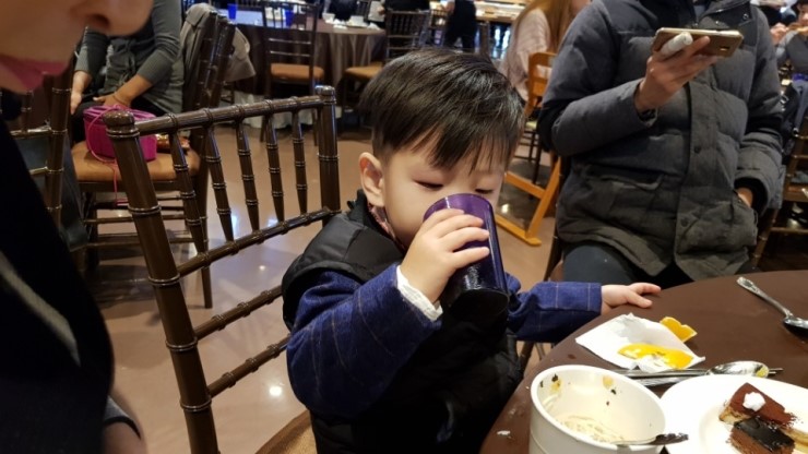태양뷔페 이미지