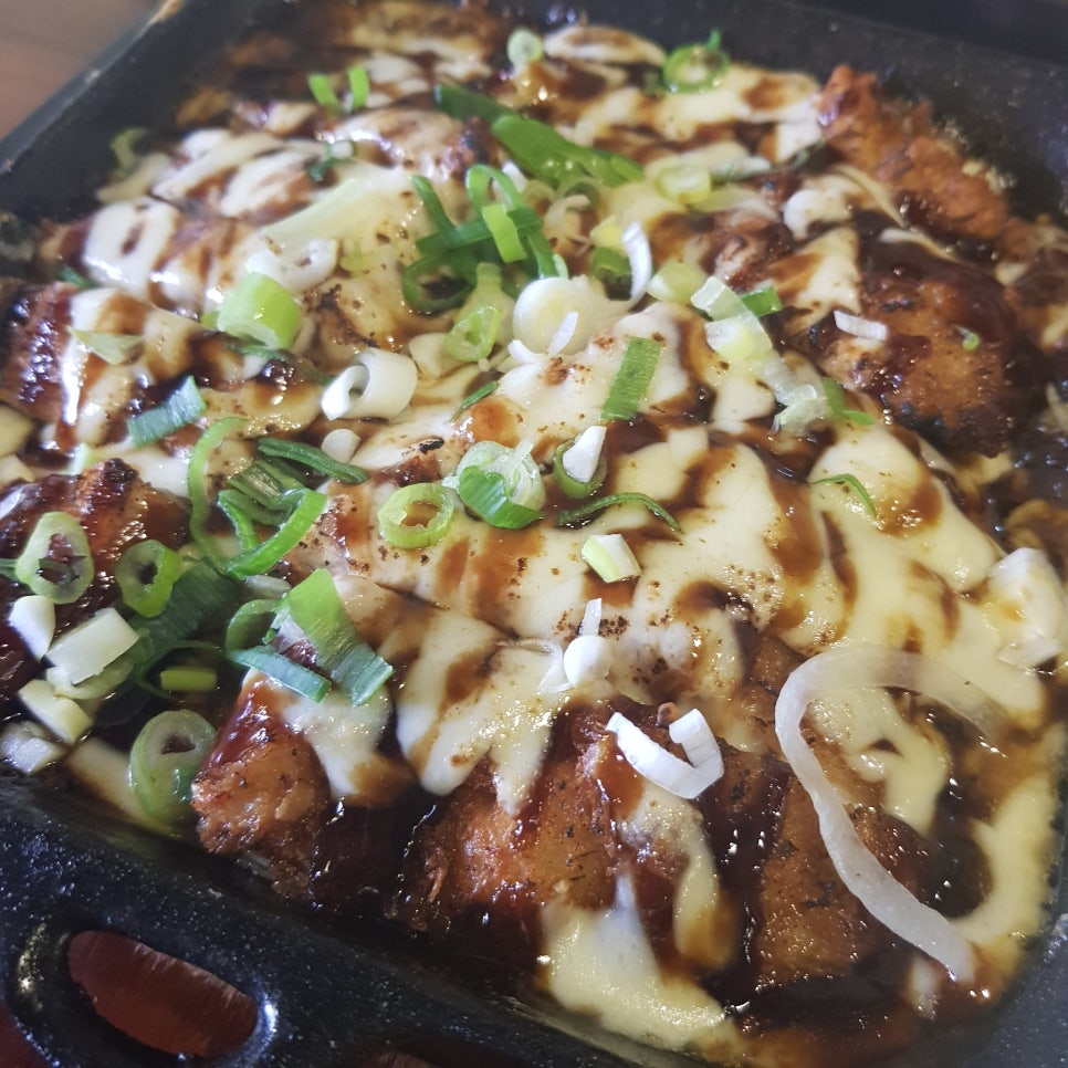이층돈까스 이미지
