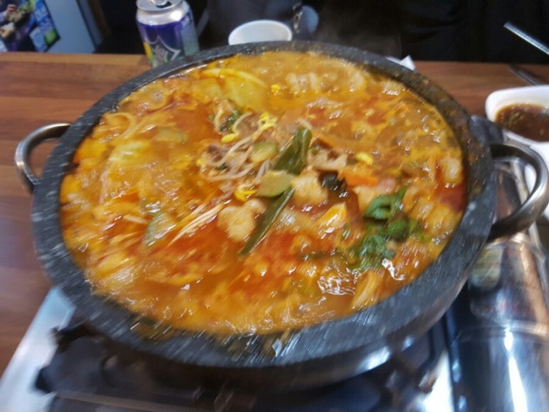 곱씹는사람들 이미지
