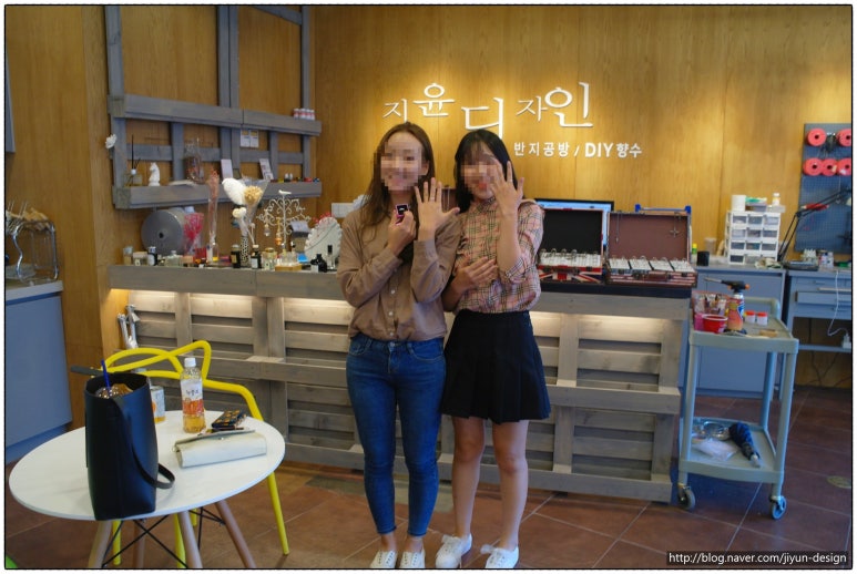 지윤디자인 이미지