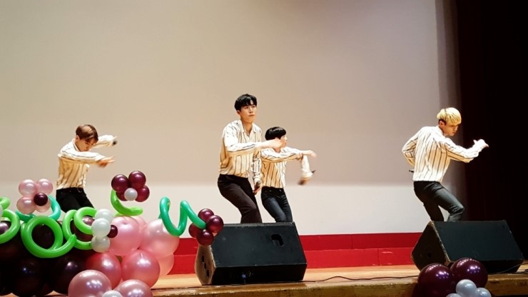 더블에이트 이미지