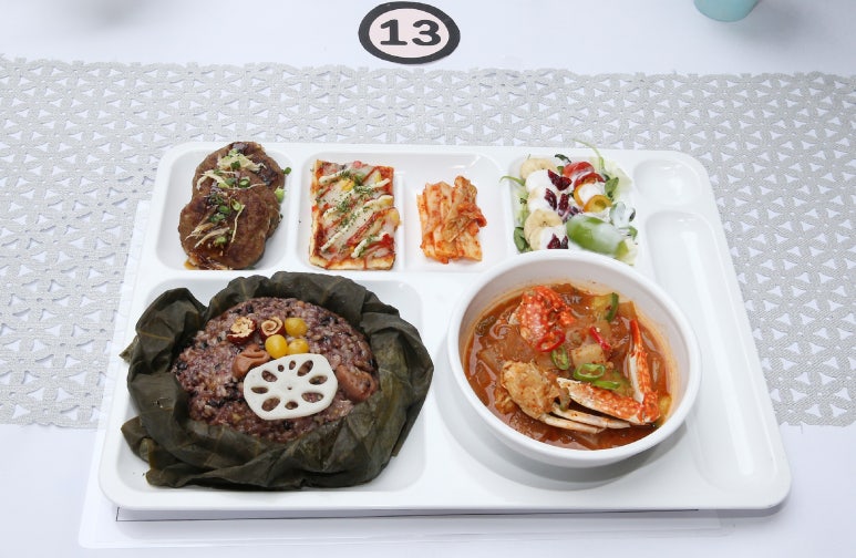 우정밥상 이미지