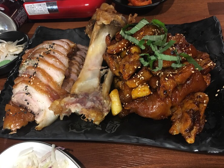 먹을만한족발 이미지