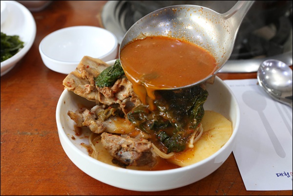 뼈다귀감자탕 찜 이미지