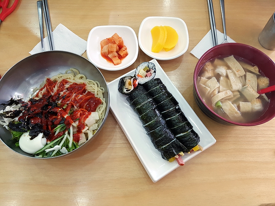 우리네김밥 이미지