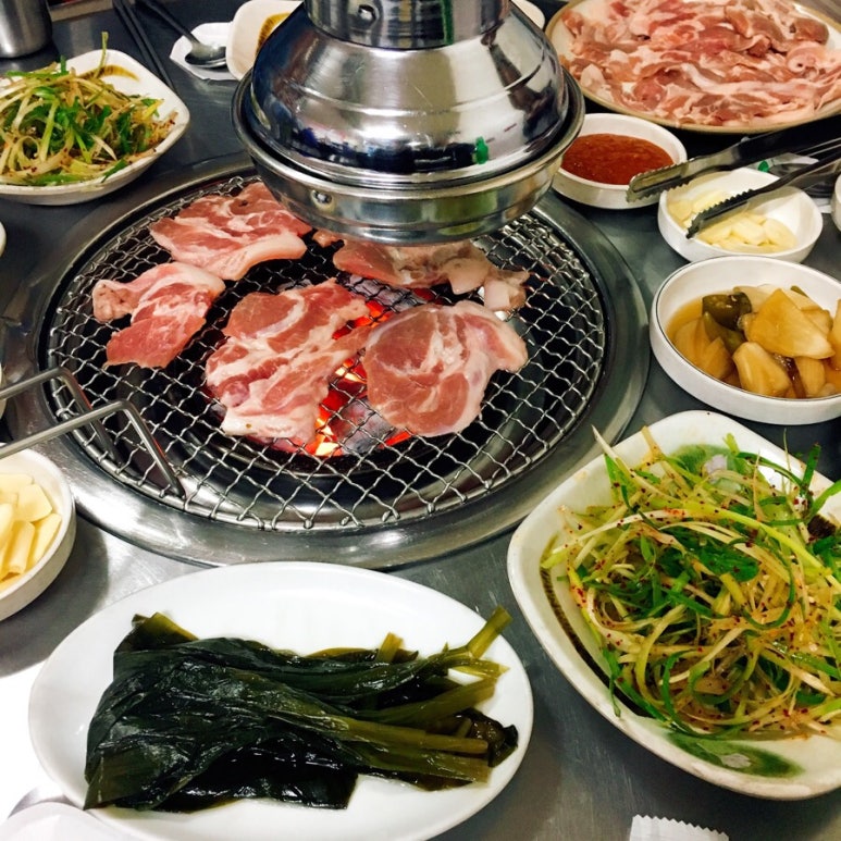 행복한사람들뒷고기숯불구이 이미지