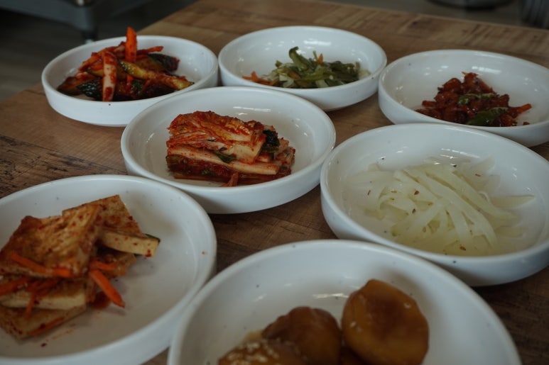 고래고래생고기 이미지