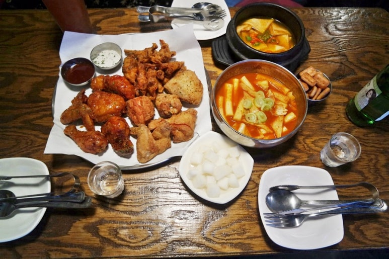 신통치킨 이미지