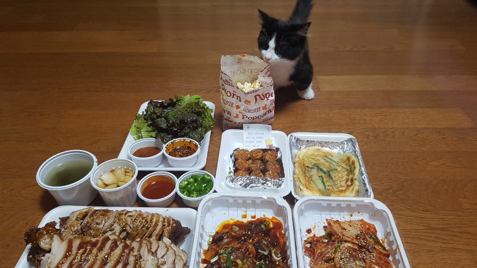철수네왕족발 이미지