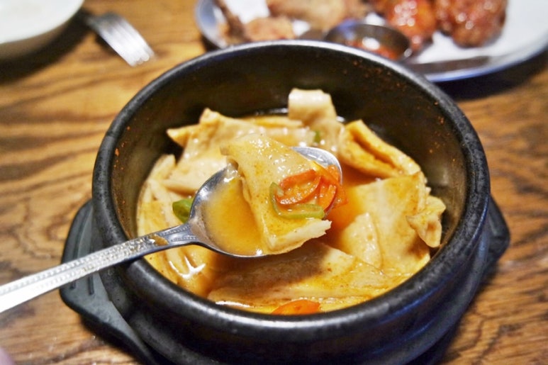 신통치킨 이미지