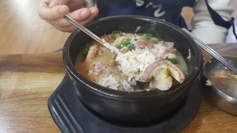 권구성순대국밥 이미지