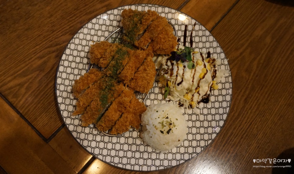 욜로키친 이미지