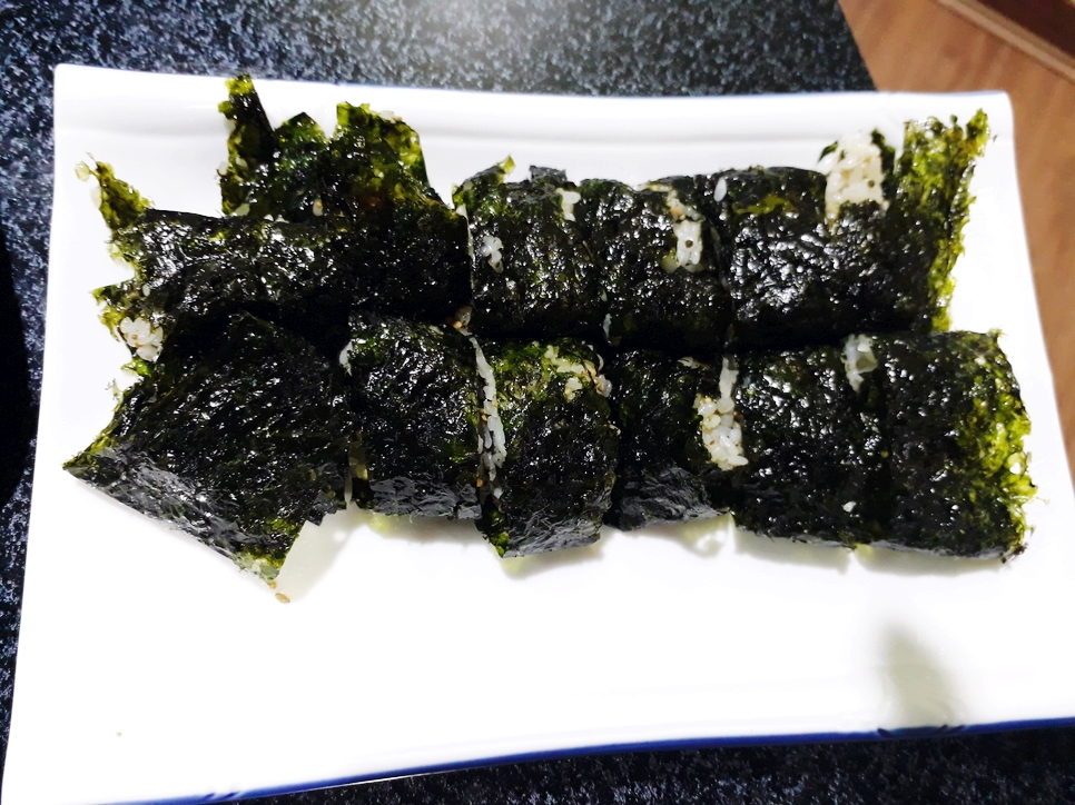 참못난이김밥 이미지