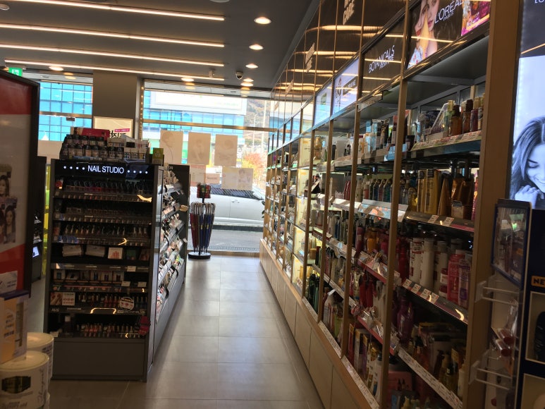 올리브영진해하나로마트점 이미지