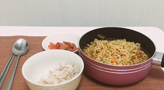 뚝딱라면 이미지