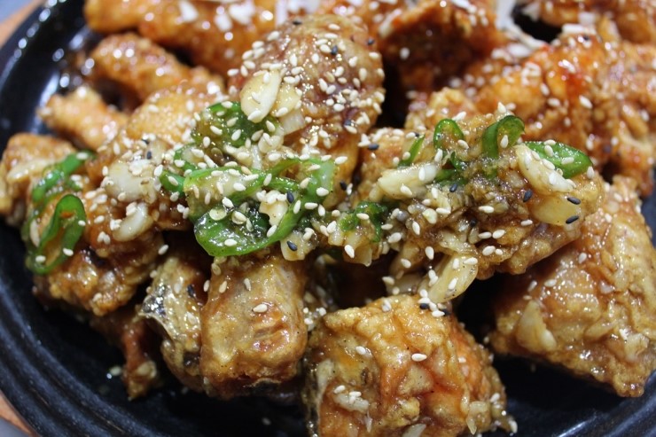 유명한찜닭마늘치킨 이미지