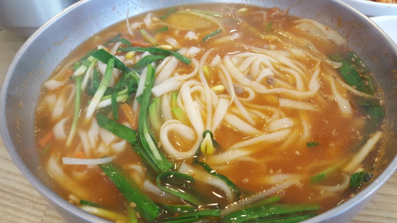 팔복손칼국수 이미지