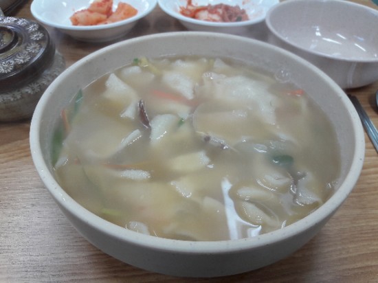 장미손칼국수 이미지