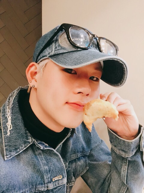 월화만두 이미지