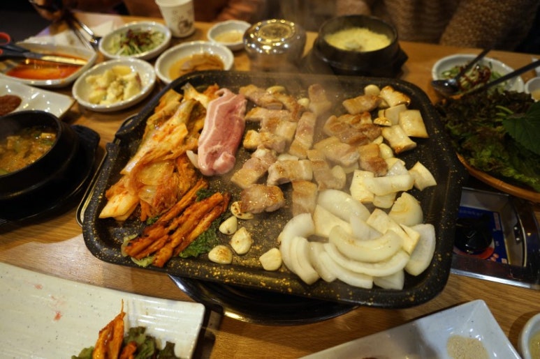 본가신촌설렁탕 이미지