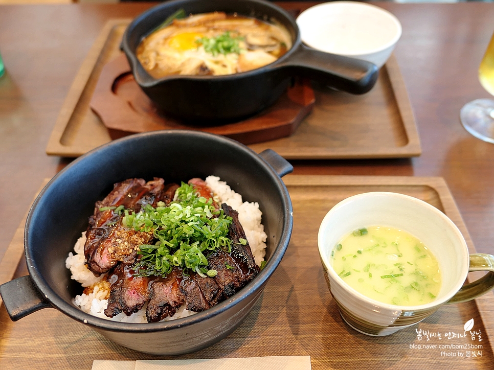 Dining  S.M 이미지
