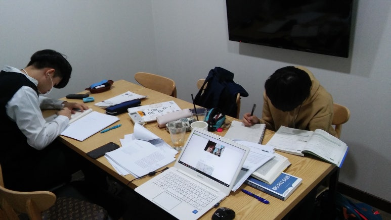 비긴스터디카페 이미지