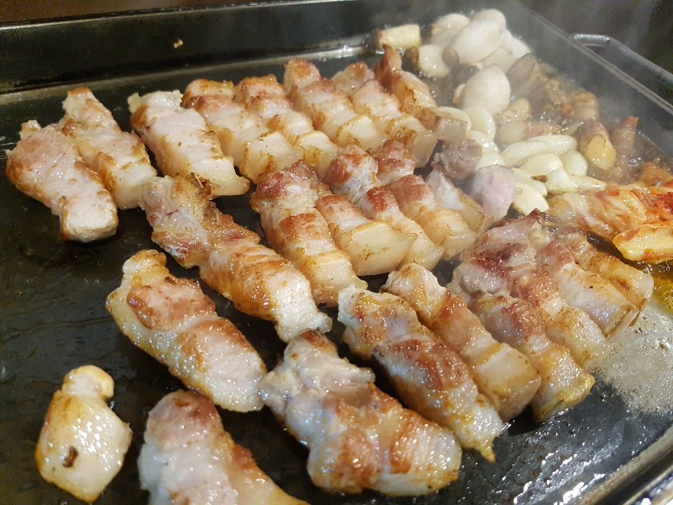 홍구삼겹 이미지