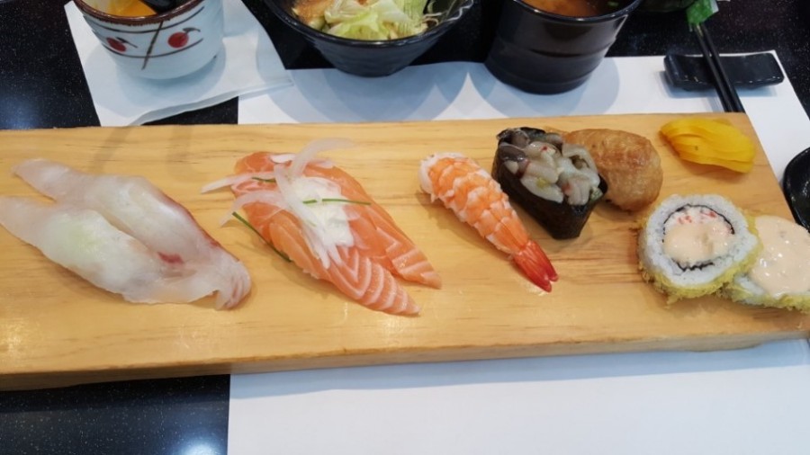 스시앤스시 이미지