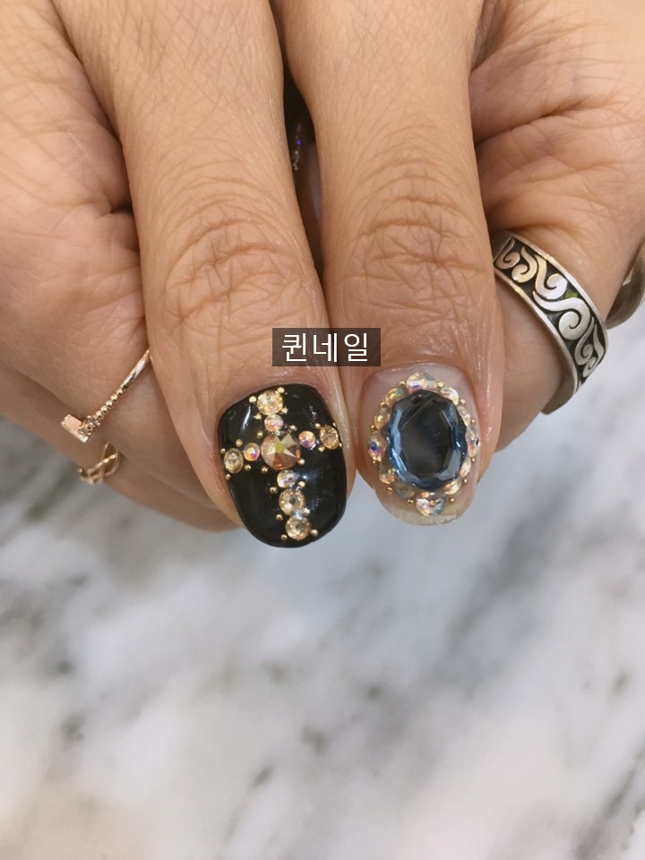 퀸네일 이미지