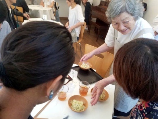 엉뚱식당 이미지