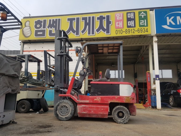 힘쎈전동지게차렌탈 이미지