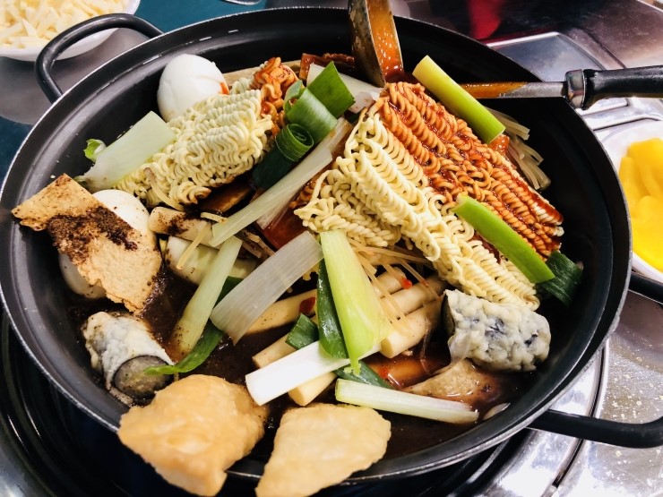 도라무통즉석떡볶이 이미지