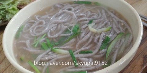매화칼국수 이미지