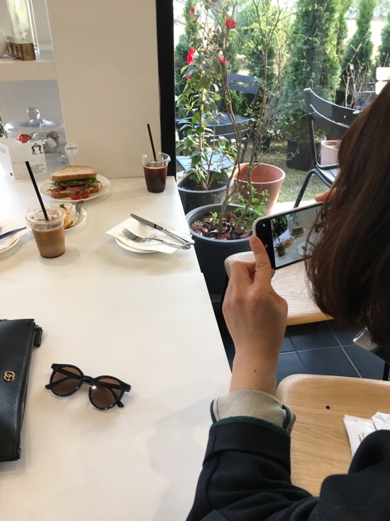 봉미네 이미지