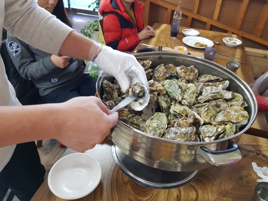 거제도 굴구이 이미지