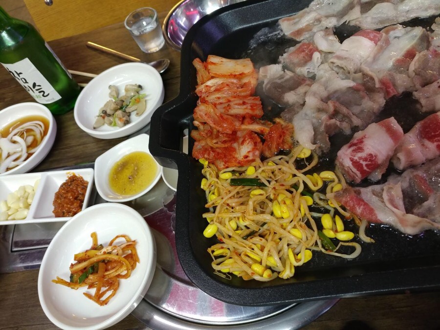 황금돈돼지 이미지