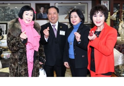 김동식스튜디오 이미지