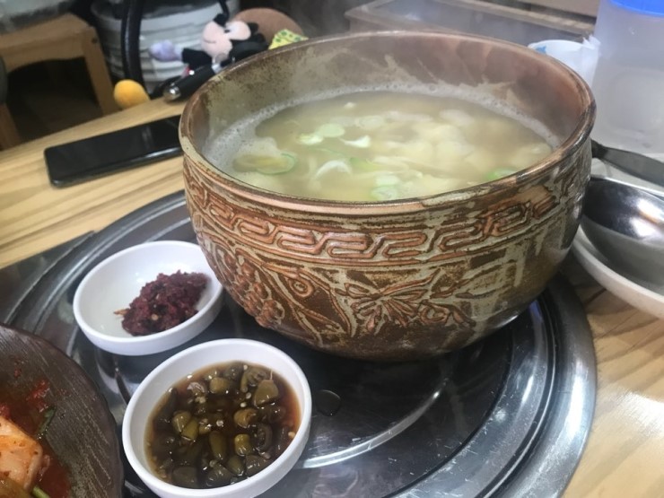 항아리칼국수 이미지