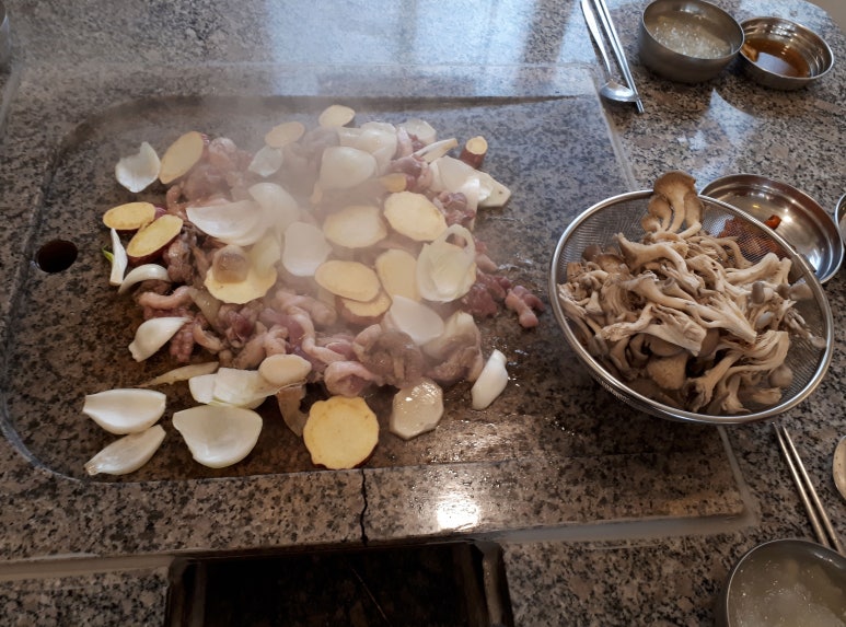 만성오리돌구이 이미지