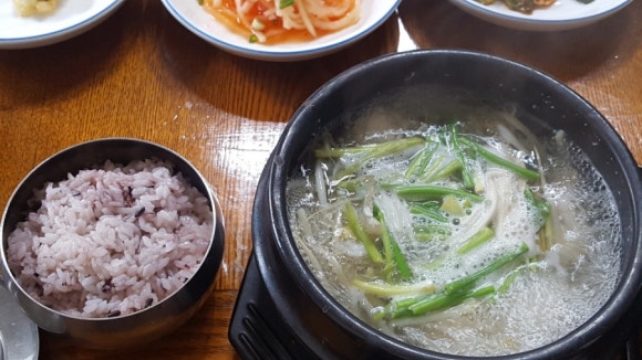 본가벌나무복집 이미지