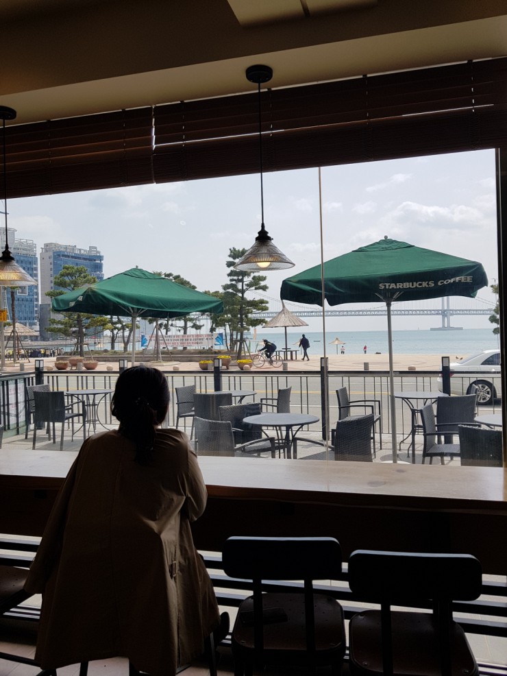 스타벅스광안리점 이미지