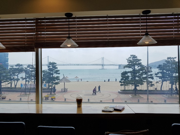 스타벅스광안리점 이미지