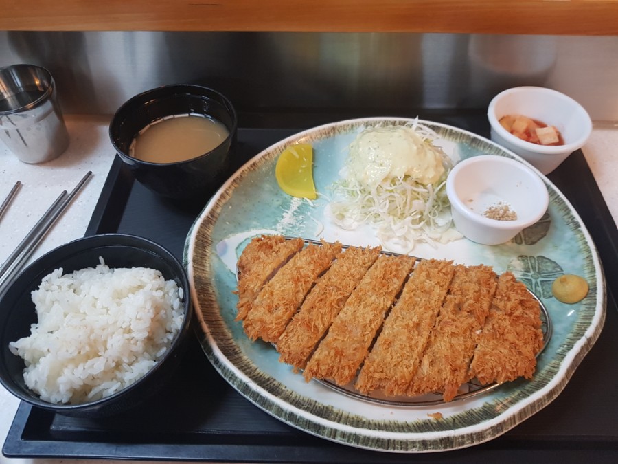 토마토돈까스 이미지