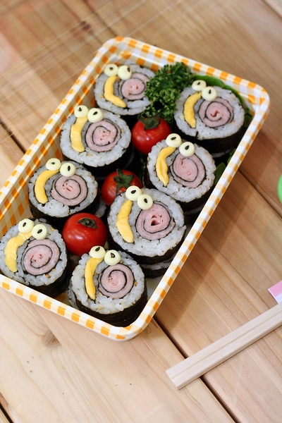 달팽이김밥 이미지