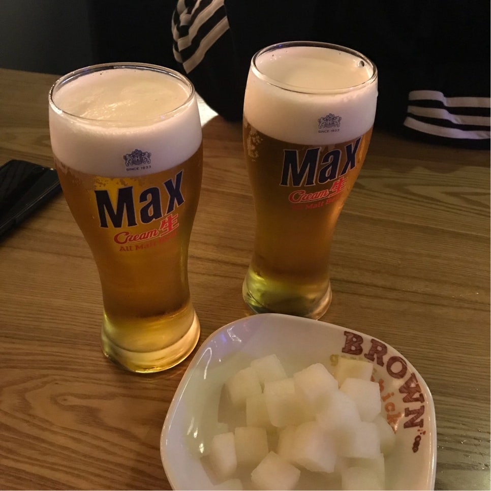 브라운치킨 이미지
