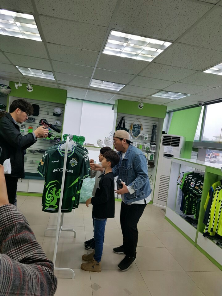 현대엔터테인먼트 이미지