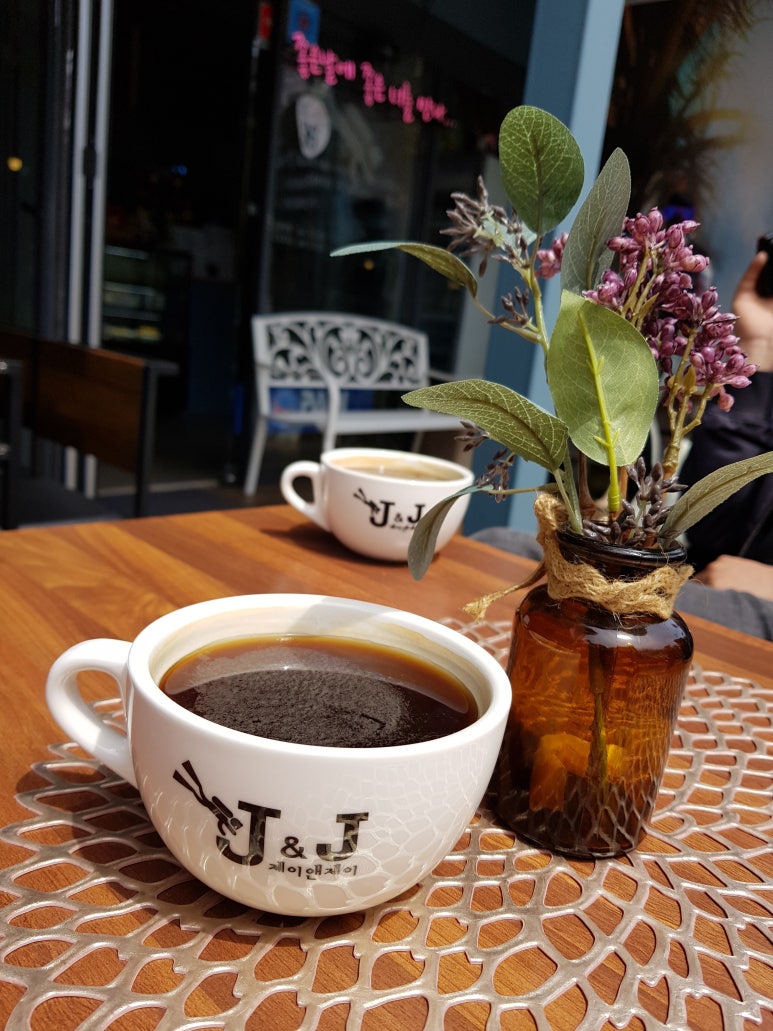 제이앤제이(J&J) 이미지